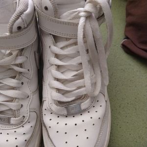 Air Force high tops sz 6 mens